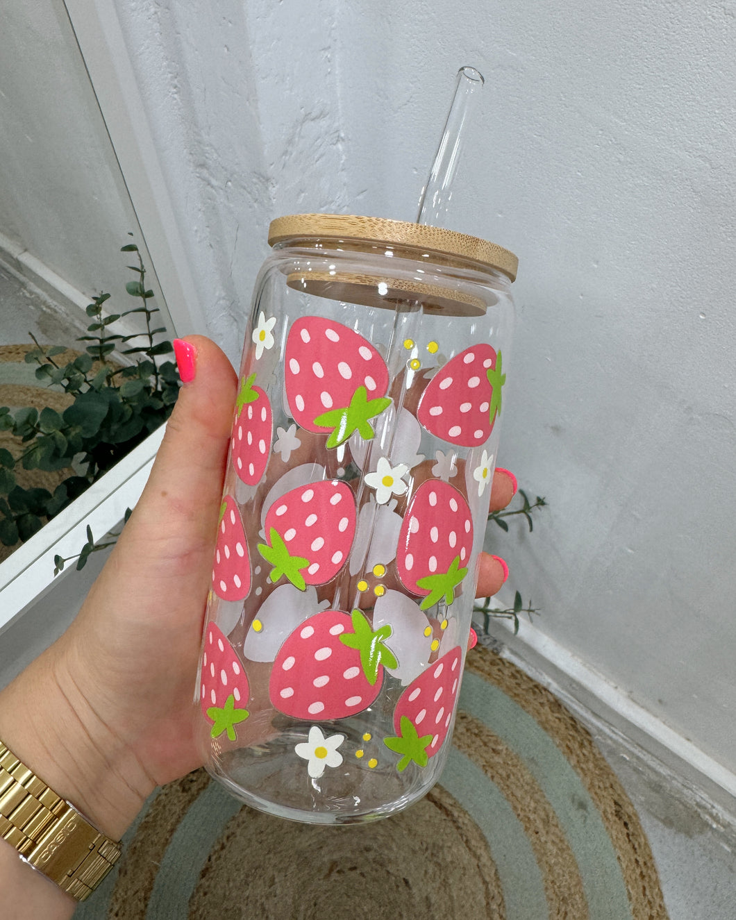 STRAWBERRIES glass cup