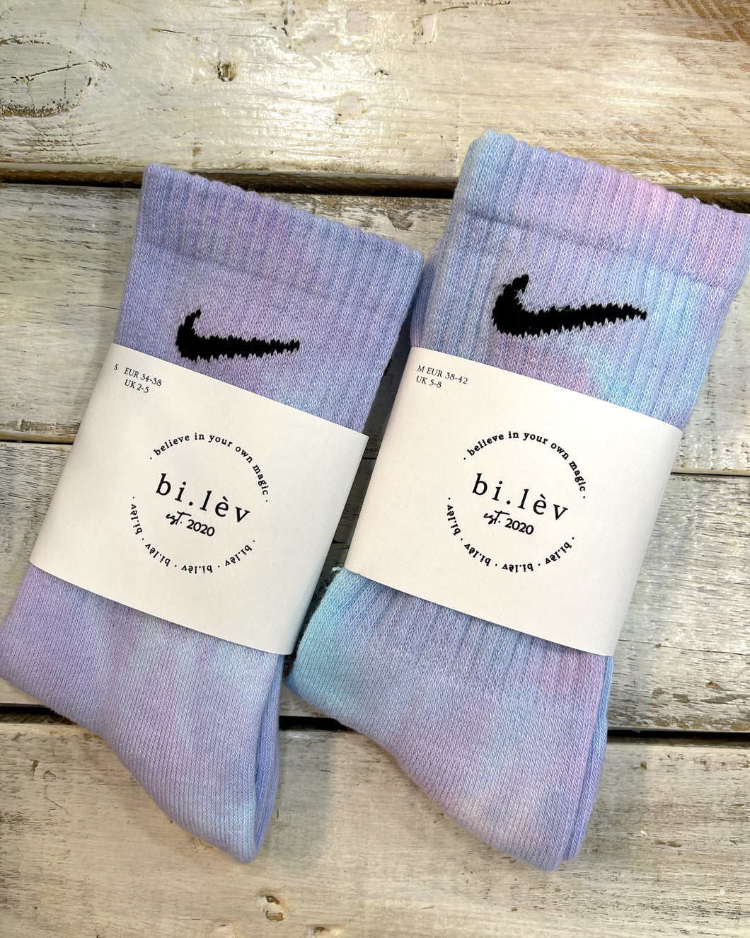 SOFT CANDY - Nike tie-dye crew socks