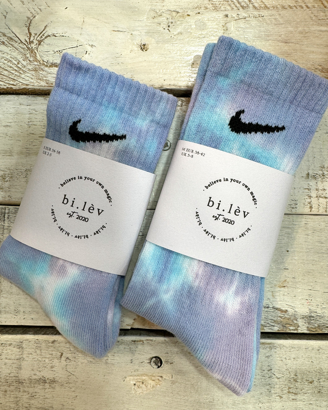 GALACTIC - Nike tie-dye crew socks