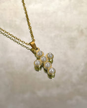 Load image into Gallery viewer, CROSS PEARL necklace

