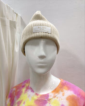Load image into Gallery viewer, Organic cotton beige beanie
